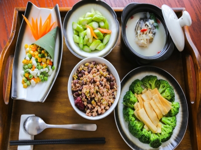 【產(chǎn)后】寶媽產(chǎn)后月子餐如何做到飲食營養(yǎng)均衡呢？