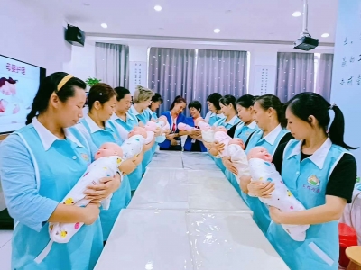 珠海正規(guī)專業(yè)的高級(jí)育嬰師培訓(xùn)班學(xué)校哪家好？